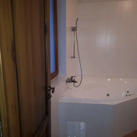 Apartman Kuka Tatranska Lomnica Exterior photo