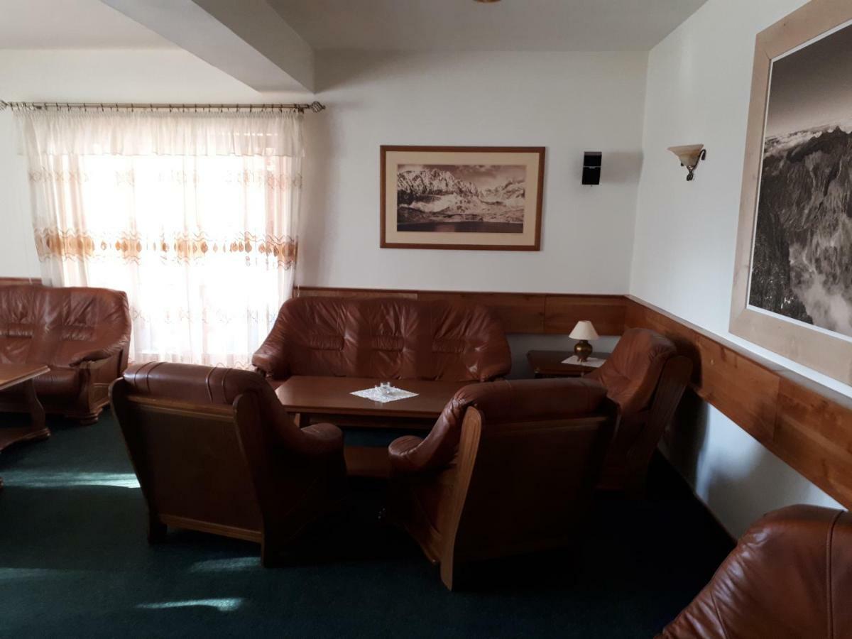 Kuka Apartment *